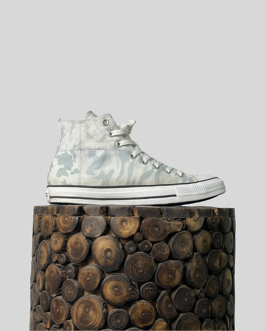 Converse white