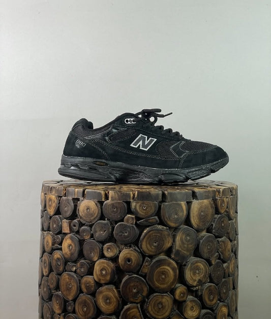 New Balance 993